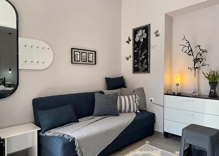 Celine By Stella 萨索斯